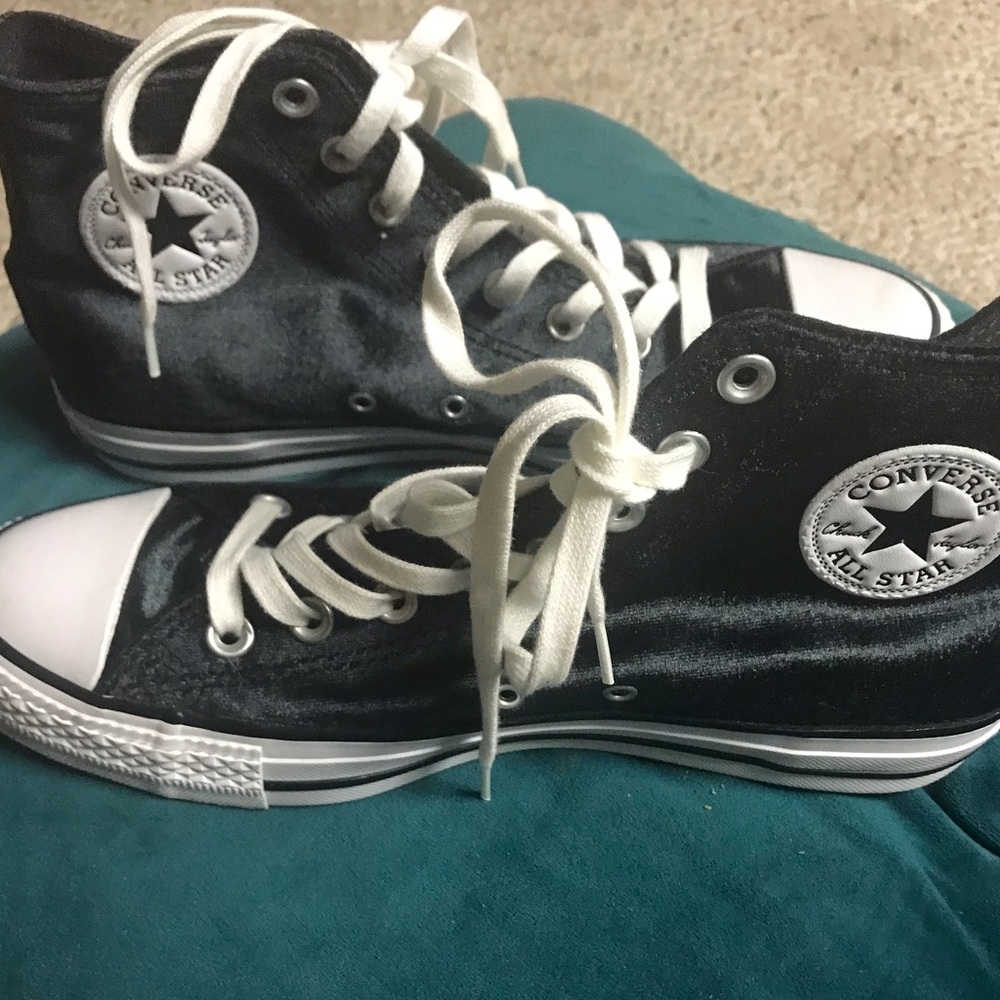 Velvet Chuck Taylor Converse